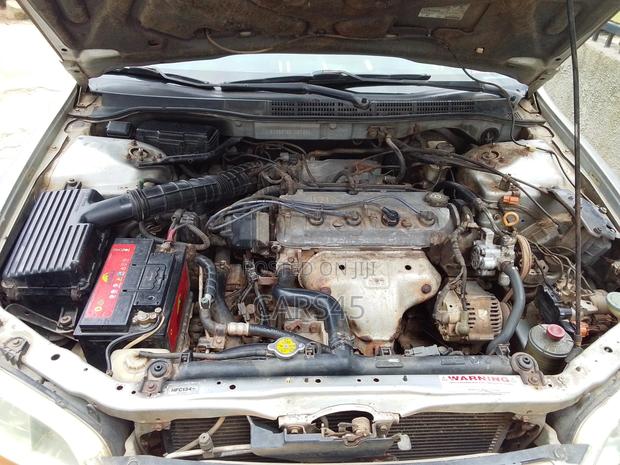 Honda Accord 2002 Silver