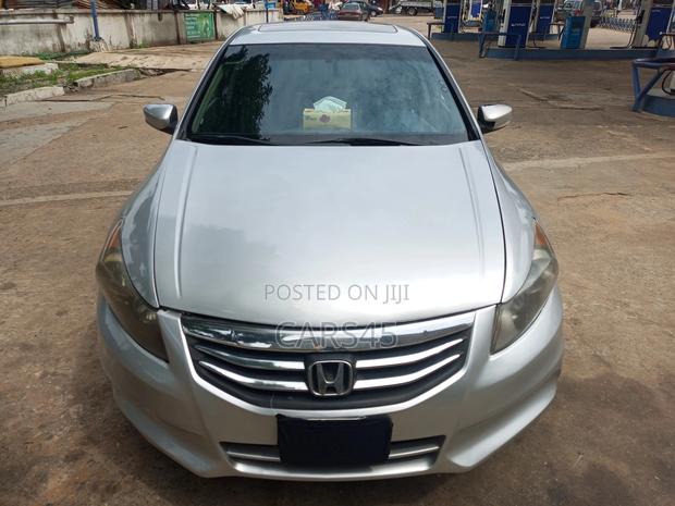 Honda Accord 2008 Silver