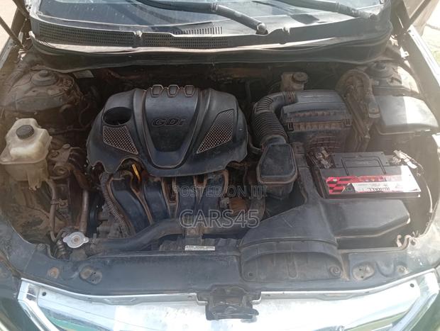 Hyundai Sonata 2012 Black
