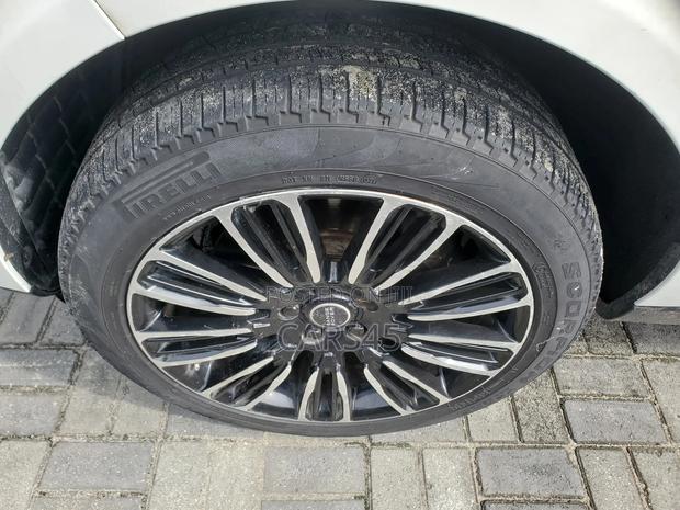Land Rover Range Rover 2016 White