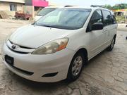 Toyota Sienna 2007 Off white for sale