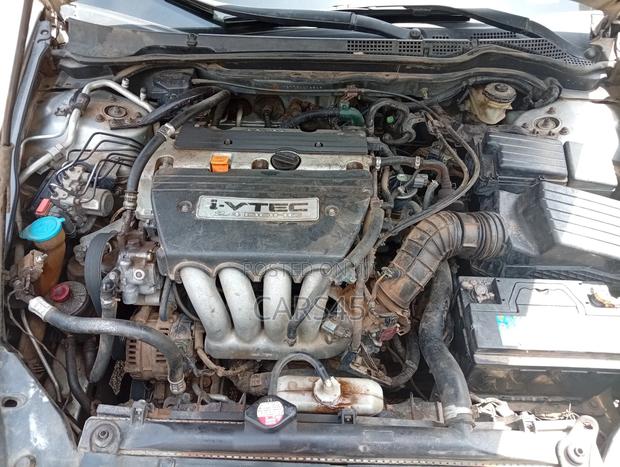Honda Accord 2003 Silver