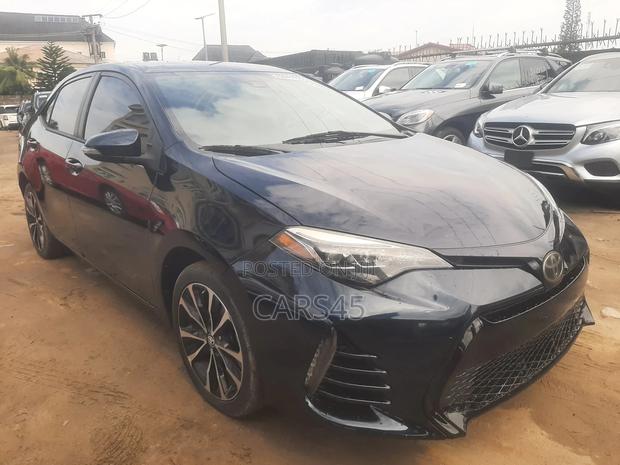 Toyota Corolla 2018 Gray