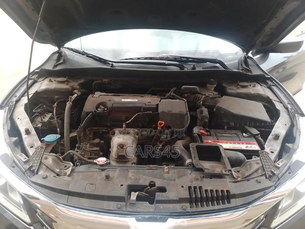 Honda Accord 2017 Gray