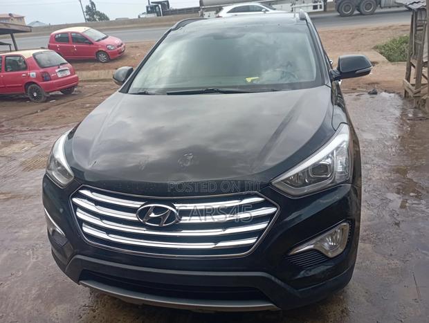 Hyundai Santa Fe 2016 Black