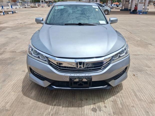 Honda Accord 2016 Silver