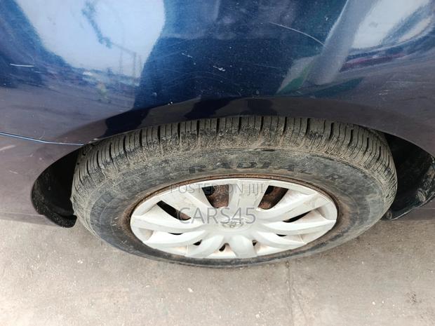 Toyota Corolla 2006 Blue