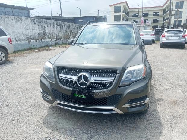 Mercedes-Benz GLK-Class 2013 Brown