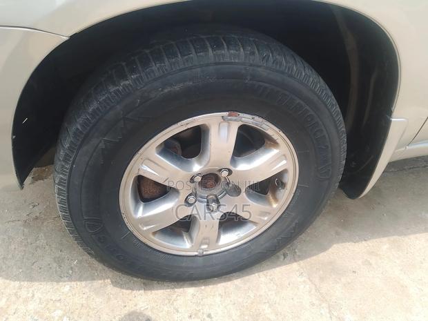 Toyota Highlander 2005 Silver