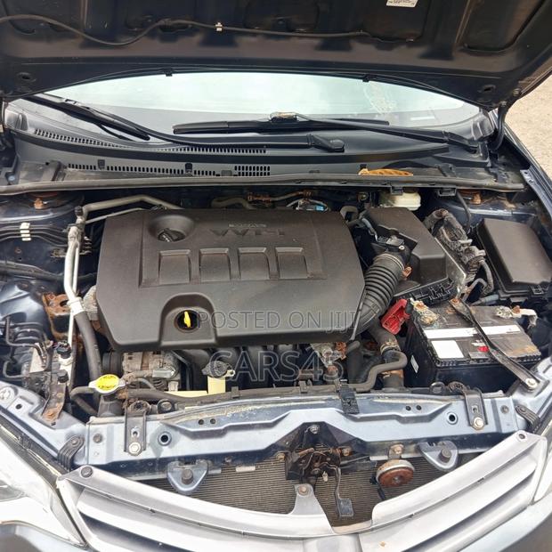 Toyota Corolla 2015 Gray