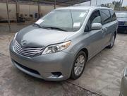 Toyota Sienna 2011 Gray for sale