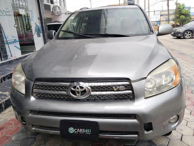 Toyota RAV4 2007 Green