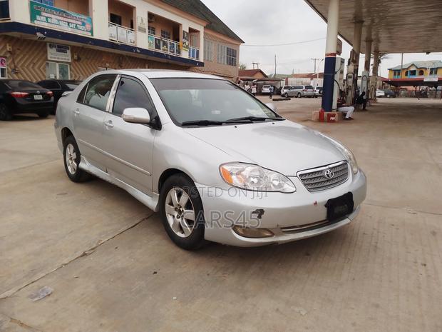 Toyota Corolla 2008 Silver
