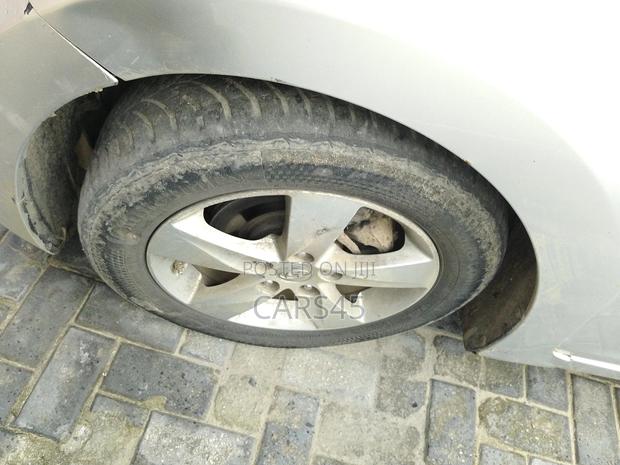 Hyundai Elantra 2012 Silver