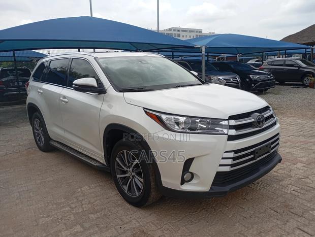 Toyota Highlander 2019 White