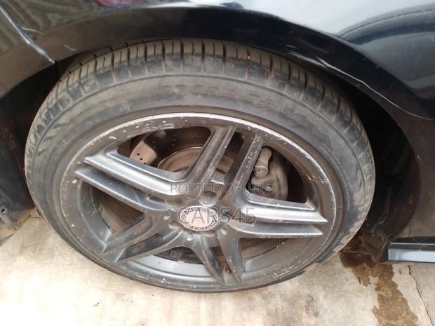 Mercedes-Benz E350 2011 Black