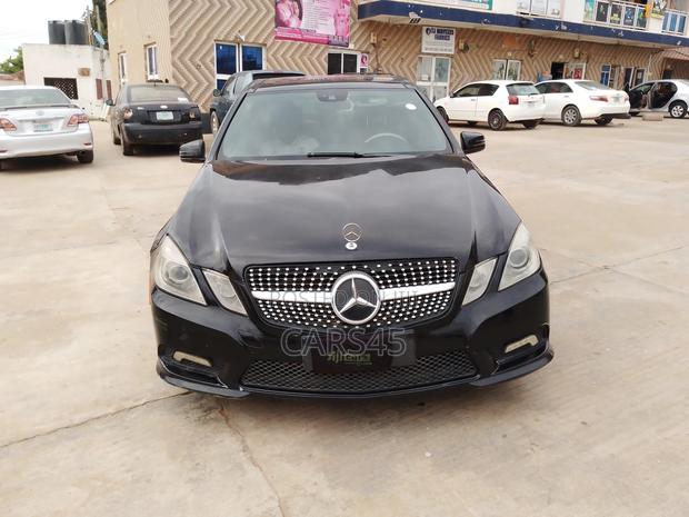 Mercedes-Benz E350 2011 Black