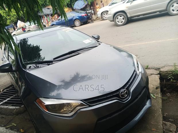Toyota Corolla 2015 Blue