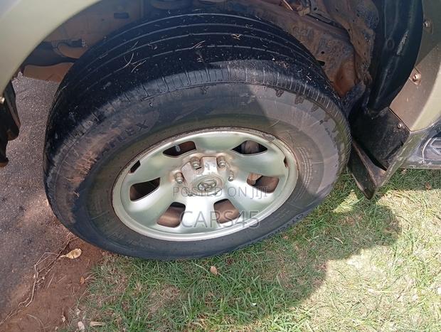 Toyota Land Cruiser 2007 Gray