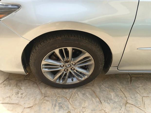 Toyota Camry 2015 Silver