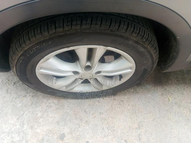 Nissan Qashqai 2013 Gray
