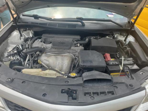 Toyota Camry LE 4dr Sedan (2.5L 4cyl 6A) 2013 Silver