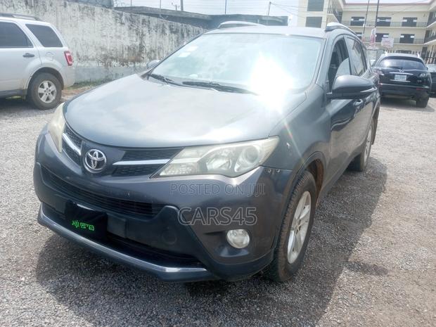 New Toyota RAV4 2015 Gray