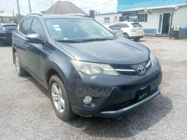 New Toyota RAV4 2015 Gray
