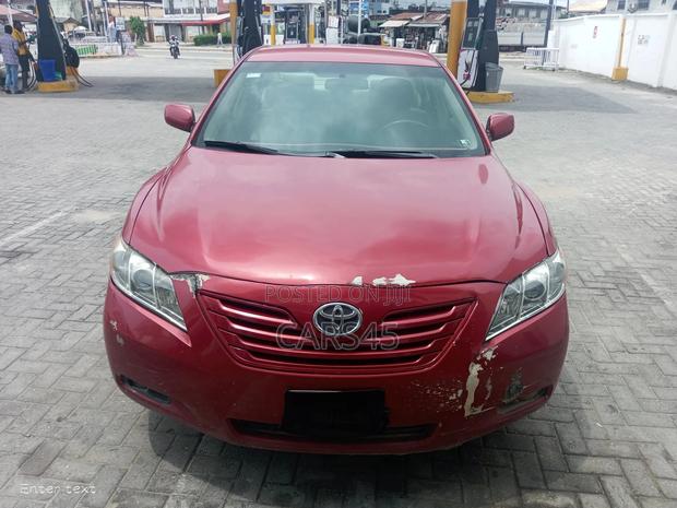 Toyota Camry 2009 Red