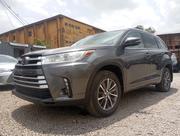 Toyota Highlander 2018 Gray for sale
