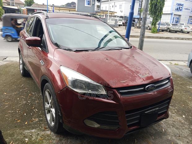 Ford Escape S 4dr SUV (2.5L 4cyl 6A) 2014 Red