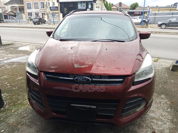 Ford Escape S 4dr SUV (2.5L 4cyl 6A) 2014 Red