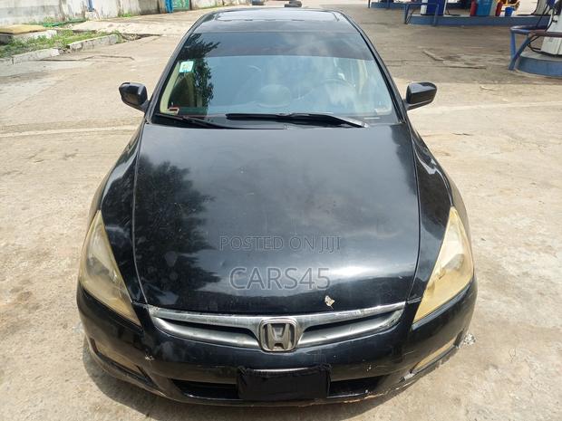 Honda Accord 2006 Black