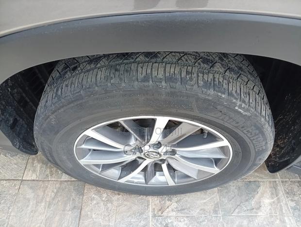 Toyota Highlander 2019 Gray