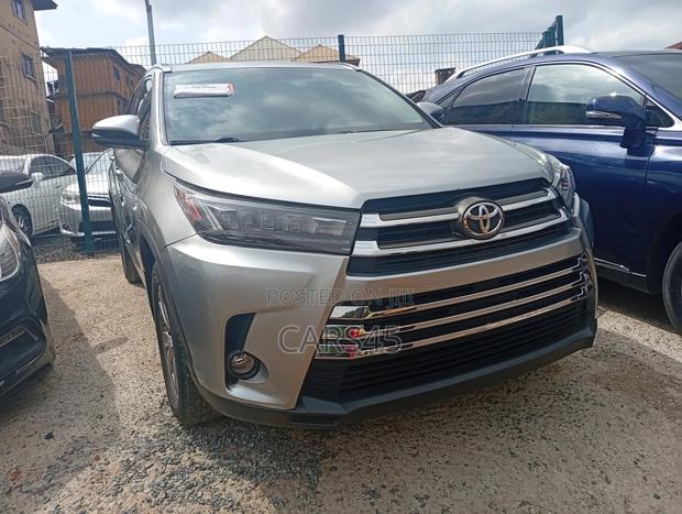 Toyota Highlander 2014 Gray