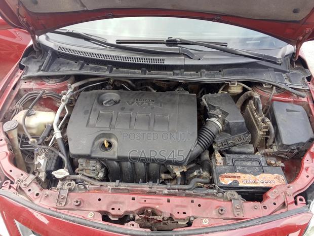 Toyota Corolla Base 4dr Sedan (1.8L 4cyl 5M) 2011 Red