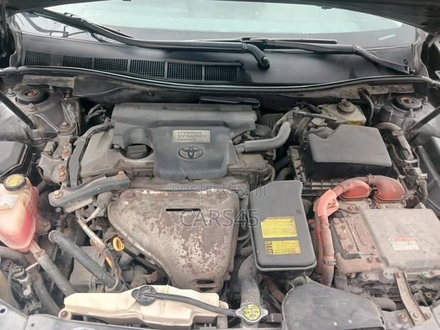 Toyota Camry LE 4dr Sedan (2.5L 4cyl 6A) 2014 Gray