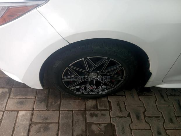 Toyota Corolla 2021 White