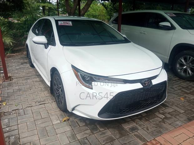 Toyota Corolla 2021 White