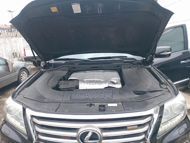 Lexus LX 2014 Black