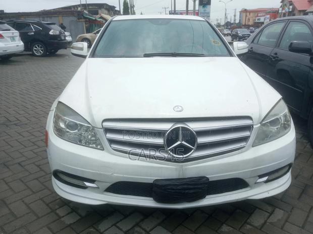 Mercedes-Benz C300 2010 White