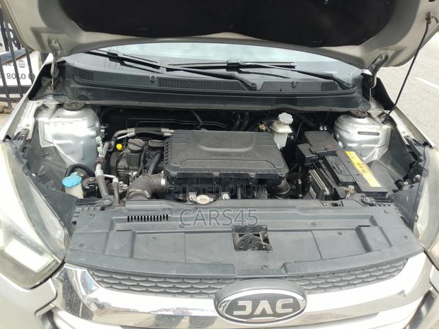 JAC S2 2018 Silver