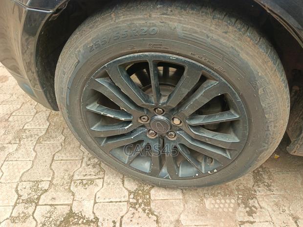 Land Rover Range Rover Sport 2010 Black