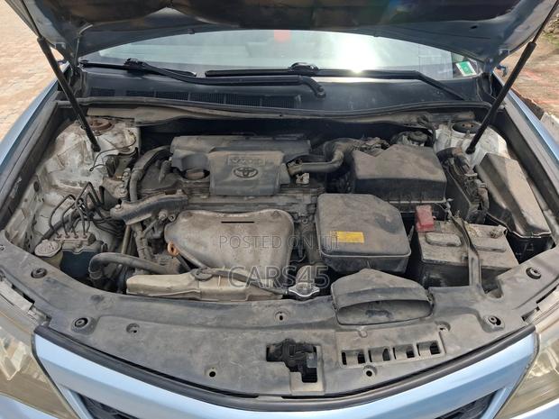 Toyota Camry 2014 Blue