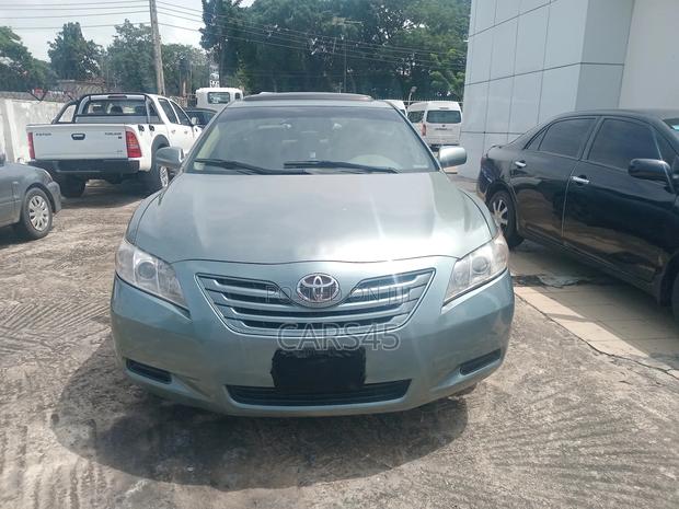 Toyota Camry 2009 Green