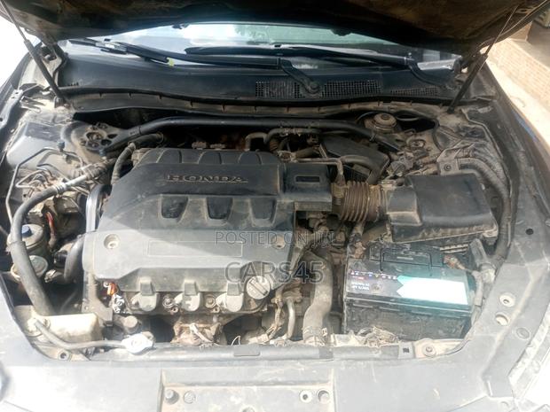 Honda Crosstour 2010 Black