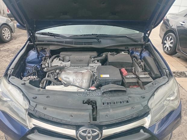 Toyota Camry SE 4dr Sedan (2.5L 4cyl 6A) 2016 Blue
