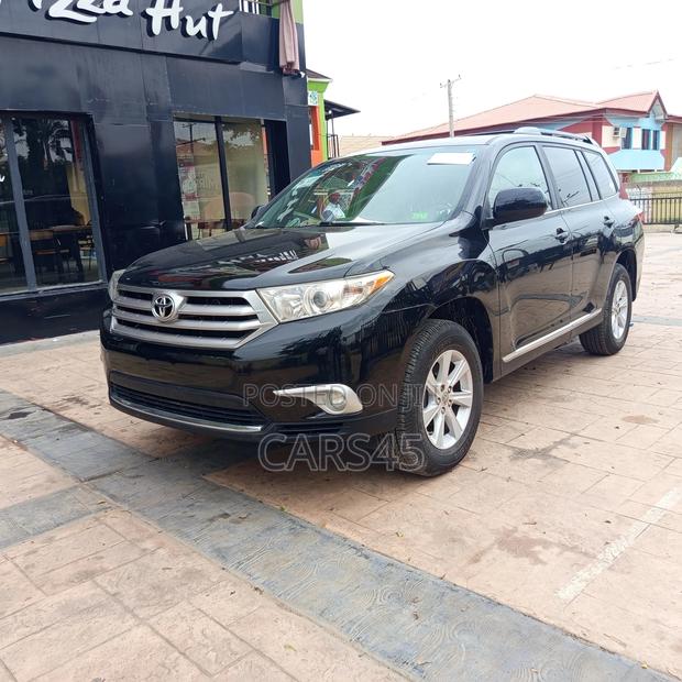 Toyota Highlander 2012 Black