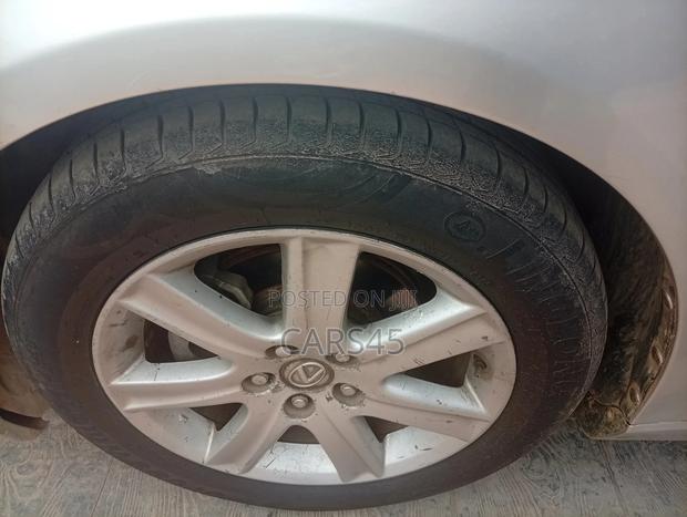 Lexus ES 2009 Silver