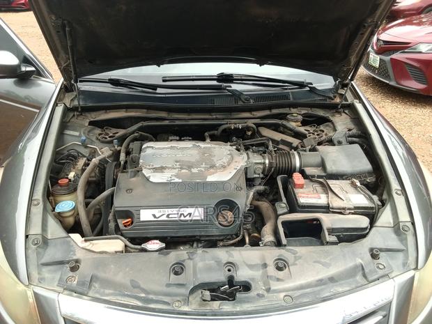 Honda Accord 2011 Gray